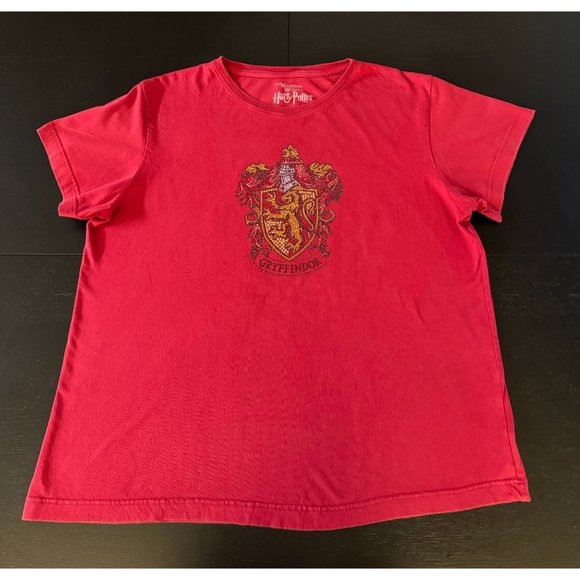 Harry Potter Gryffindor Crest Embroidered T-Shirt Adult XL Red Hogwarts Beading‎ - Picture 3 of 11